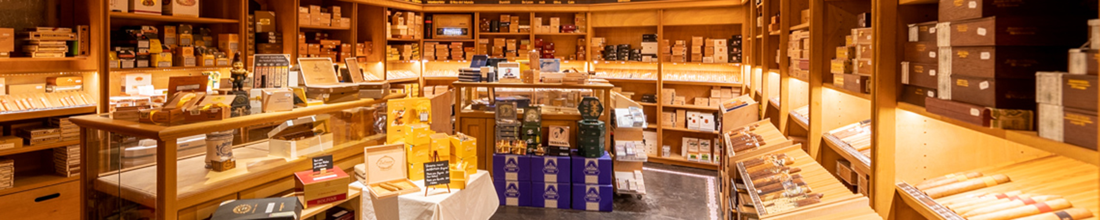 Zigarrenauswahl im Humidor von Casa LaCorona